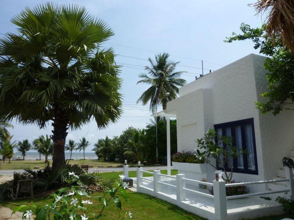 Laemsing Whitehouse Resort Laem Sing Pokoj fotografie